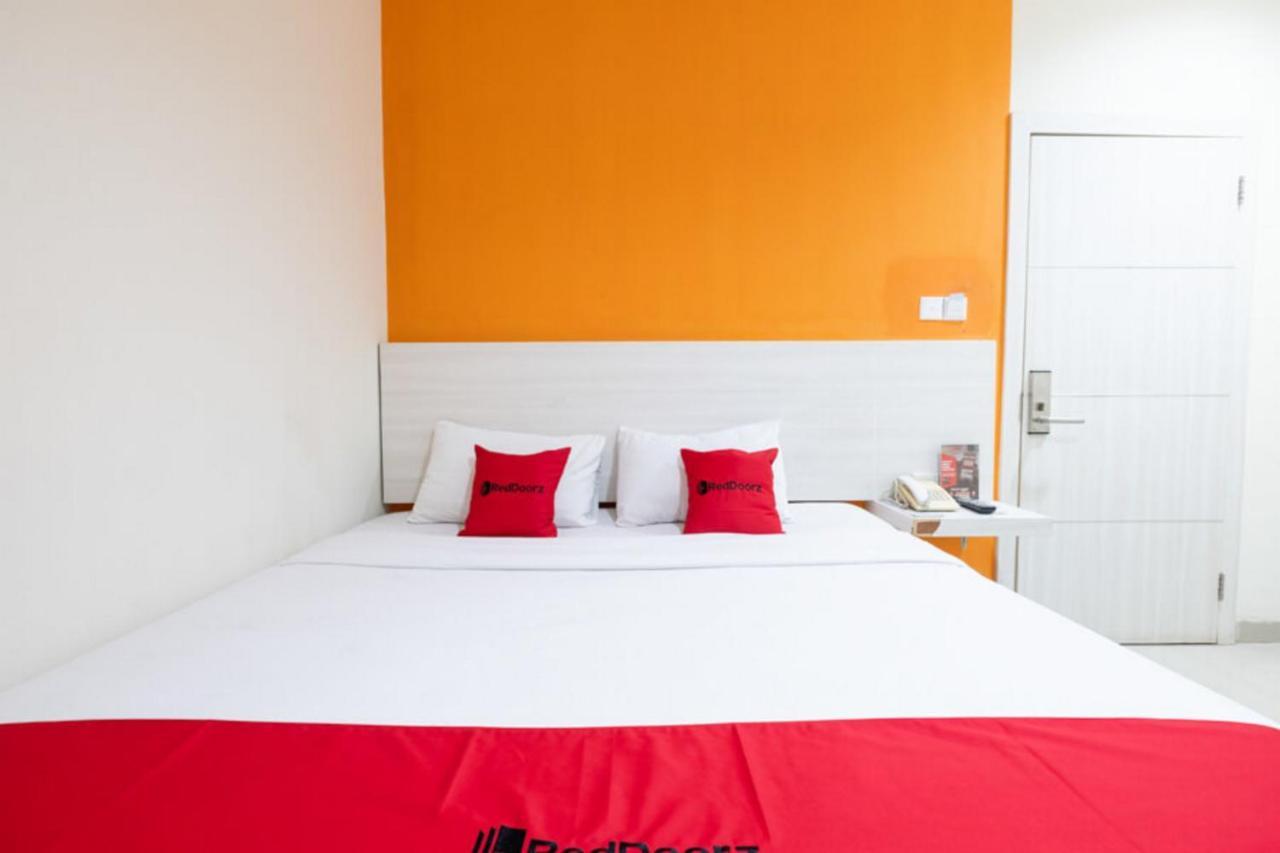 Reddoorz Plus @ Hotel Alden נקסר מראה חיצוני תמונה